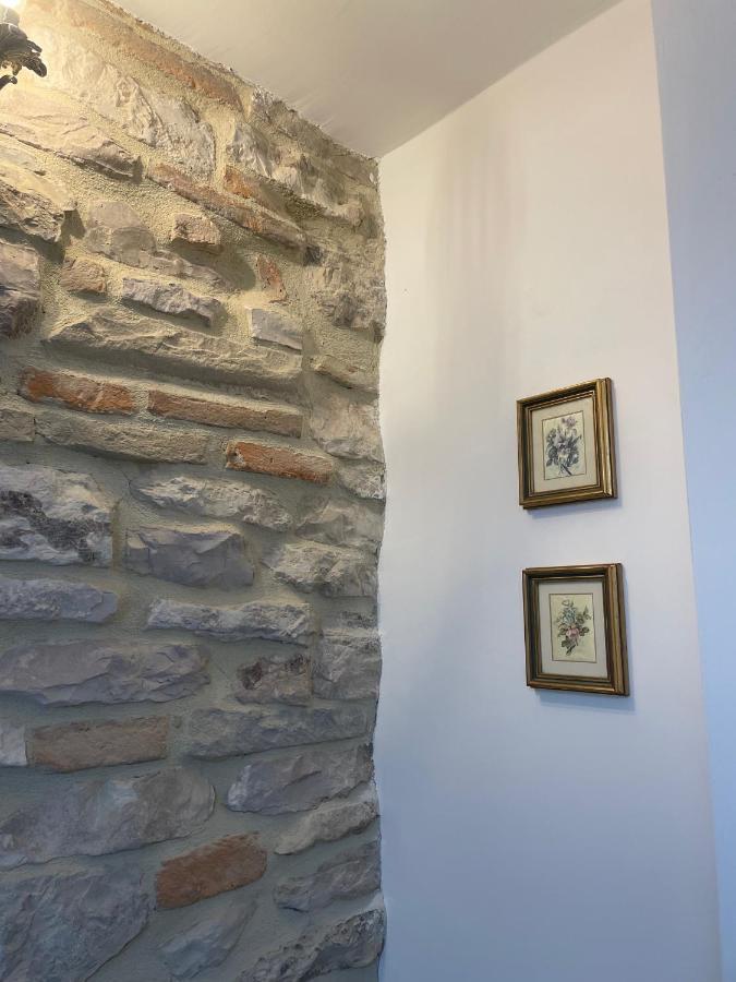 Appartamento Casa La Rosa Gubbio Esterno foto