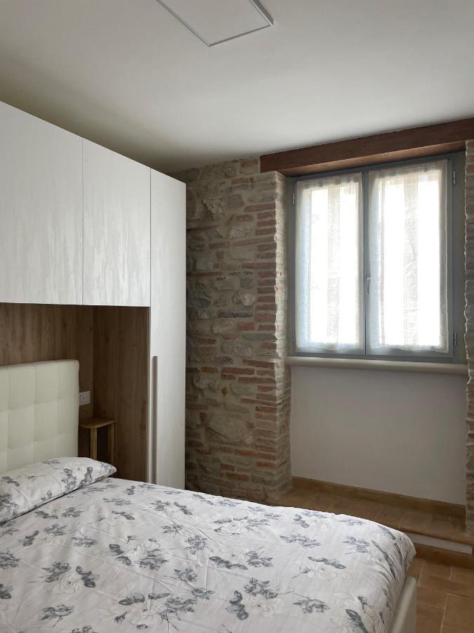 Appartamento Casa La Rosa Gubbio Esterno foto