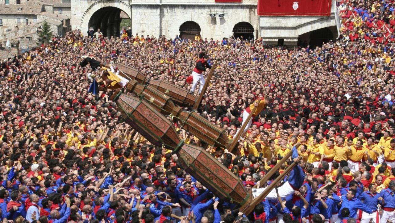 Appartamento Casa La Rosa Gubbio Esterno foto