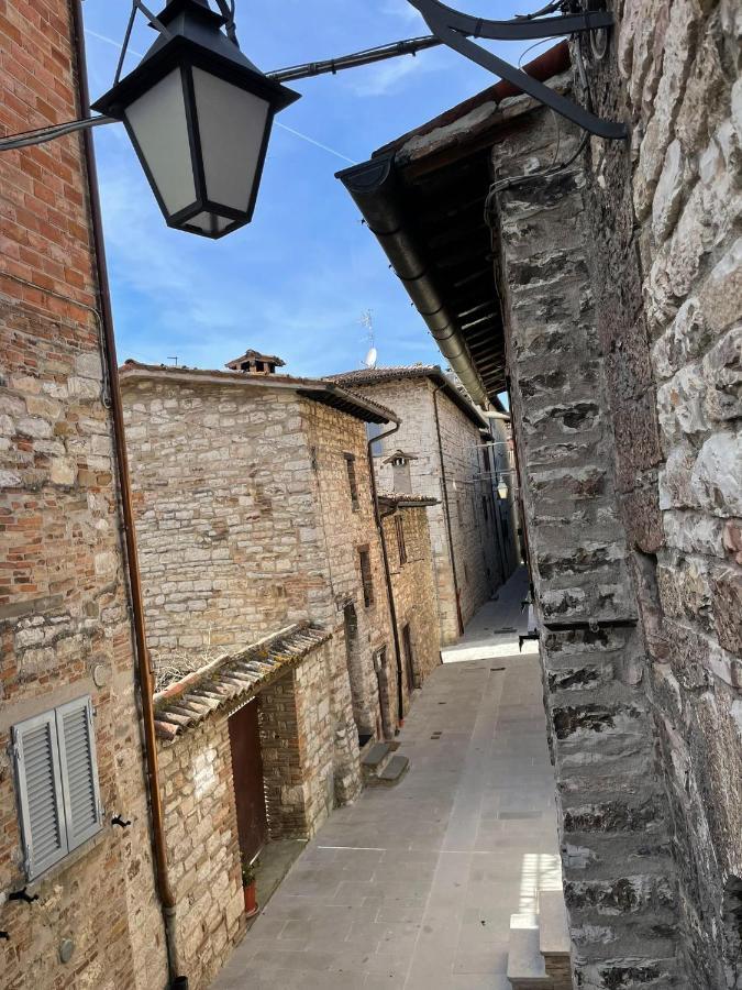 Appartamento Casa La Rosa Gubbio Esterno foto